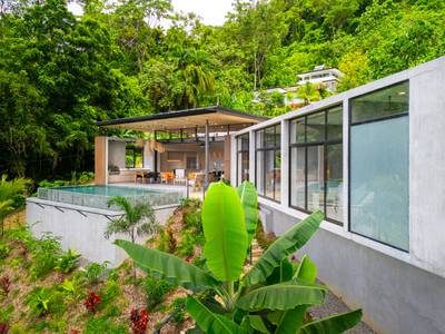 Sleek Modern Retreat with Ocean and Mountain Views in Ojochal image 3