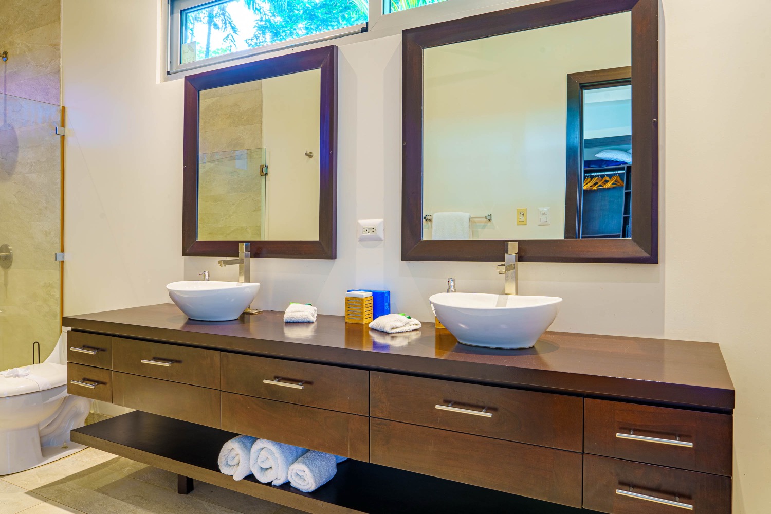 Iconic Gated Mountainside Estate with Whale’s Tail Views in Escaleras selected