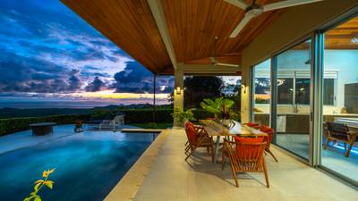 Luxury Ocean View Home in Ojochal, Costa Rica image 3