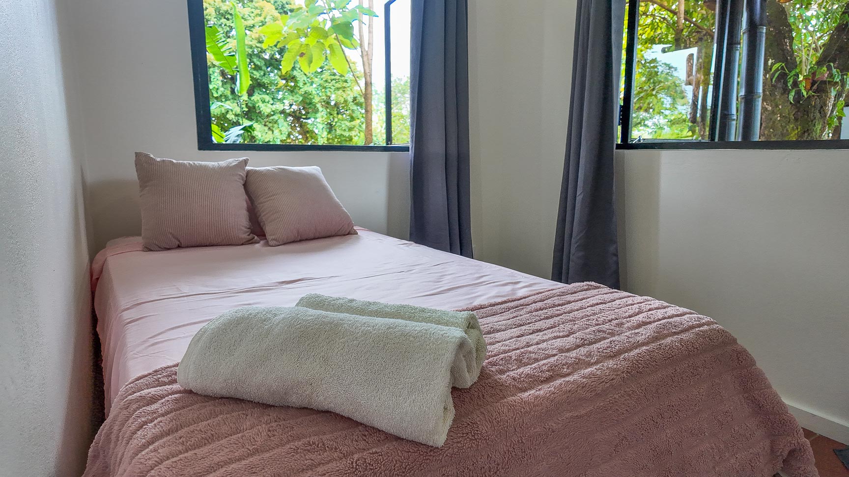 Contemporary 3-Bedroom Home Near Marino Ballena National Park selected