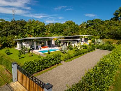 Twin Homes in Ojochal with Pools, Privacy, and Endless Potential image 1