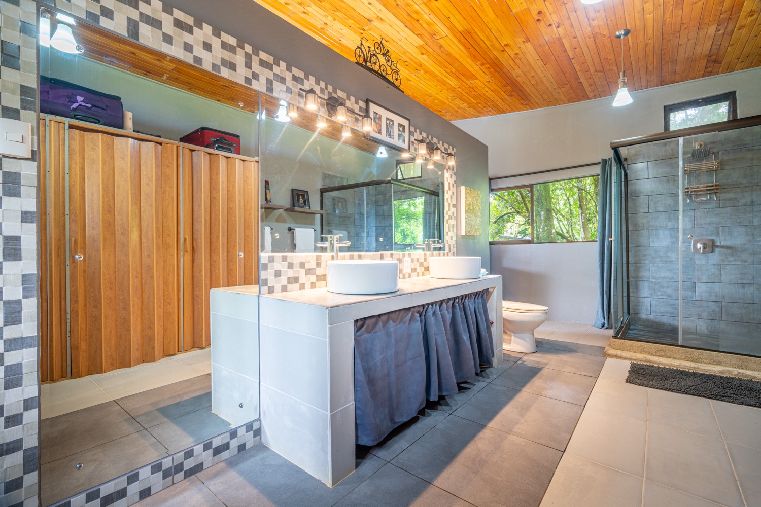 Boutique Jungle Retreat with Panoramic Mountain Views in the Hills of Lagunas selected