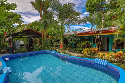 Thriving Boutique Hotel with Owner’s Residence Just Steps from the Beach in Uvita image 5