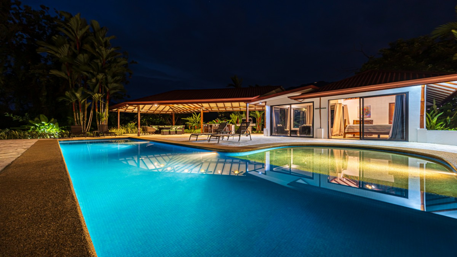 3 Bedroom Elegant Home With Guest Suite & Sweeping Ocean Views selected