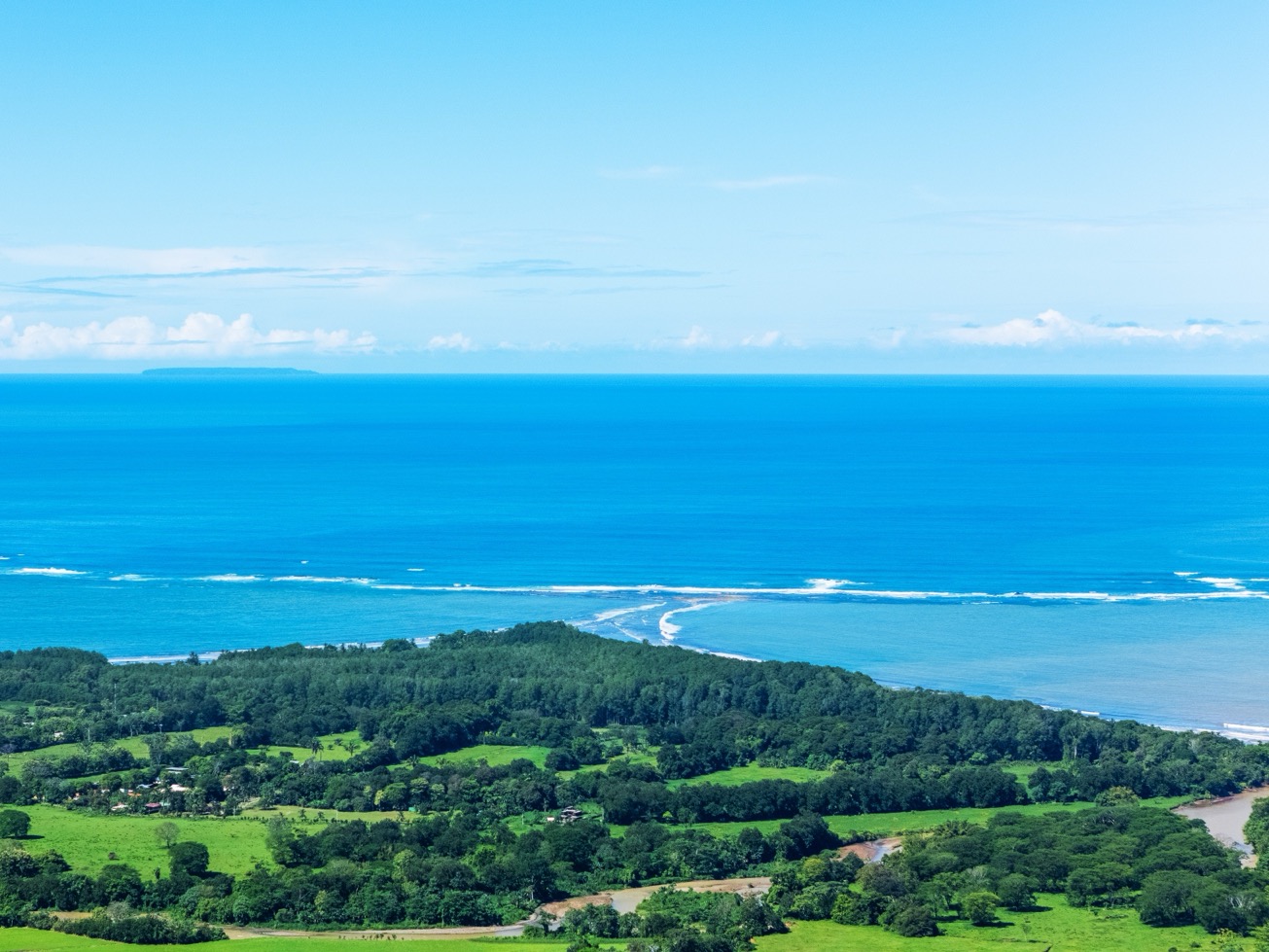 Spectacular Ocean View Parcel in Uvita’s Premier Hillside Community selected