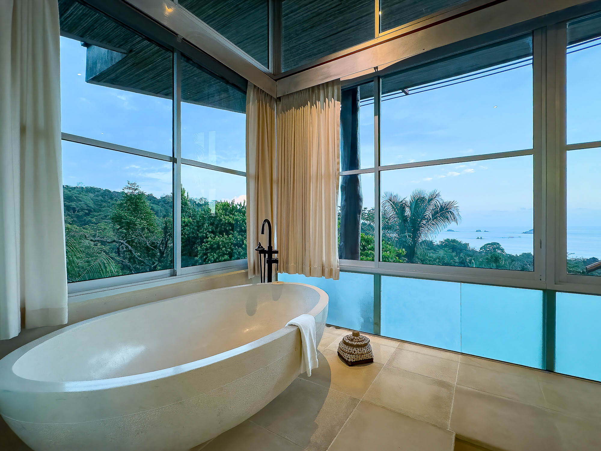 Luxury Mountain & Ocean View Villa in Manuel Antonio selected