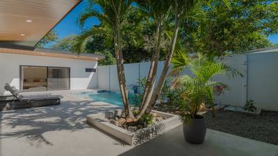 Location,Location, Location – 3-Bedroom Villa Steps from the Beach image 3