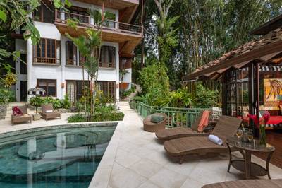 Casa Vista Azul: A Signature Luxury Estate in the Heart of Manuel Antonio image 1