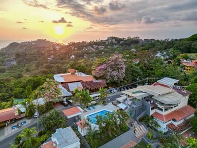 Exceptional Investment Opportunity in the Heart of Manuel Antonio image 3