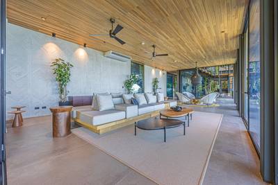 Architectural Masterpiece Overlooking the Waves of Dominical image 4