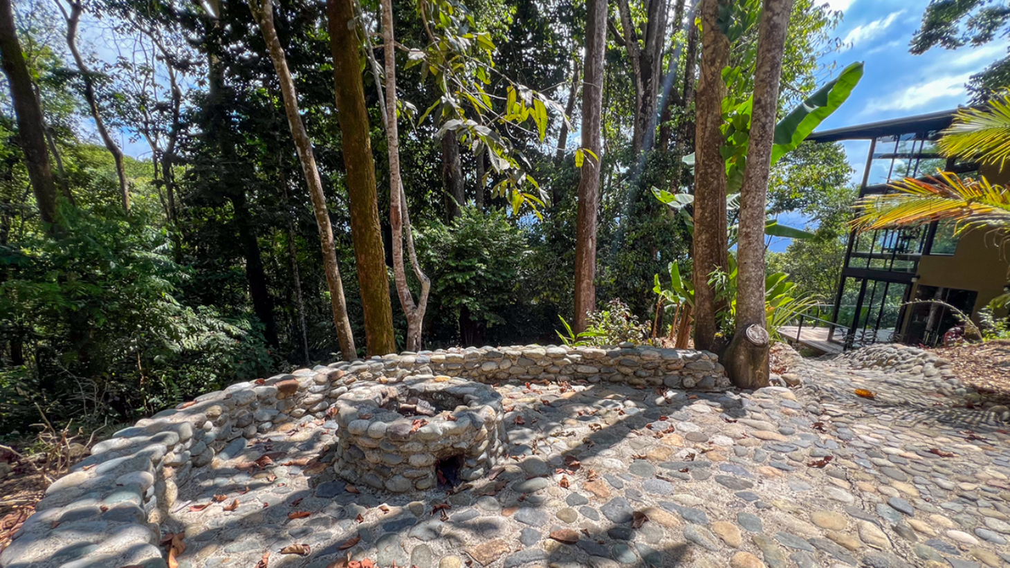 Rainforest Retreat with a Forested Setting and Good Rental History in Lagunas selected