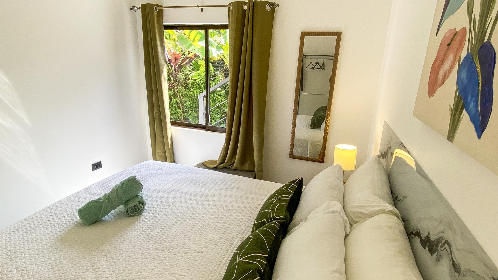 High-Demand Investment Property in Prime Uvita Location – 3-Bed Tropical Home Just 700 Meters from the Beach selected