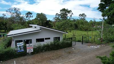 Brand new house for sale in Coronado, 2 Bed, 2 Bath and large pool image 3