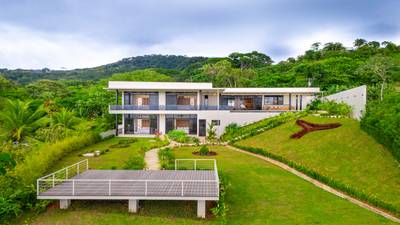 Lion's Gate Sunset Estate image 1