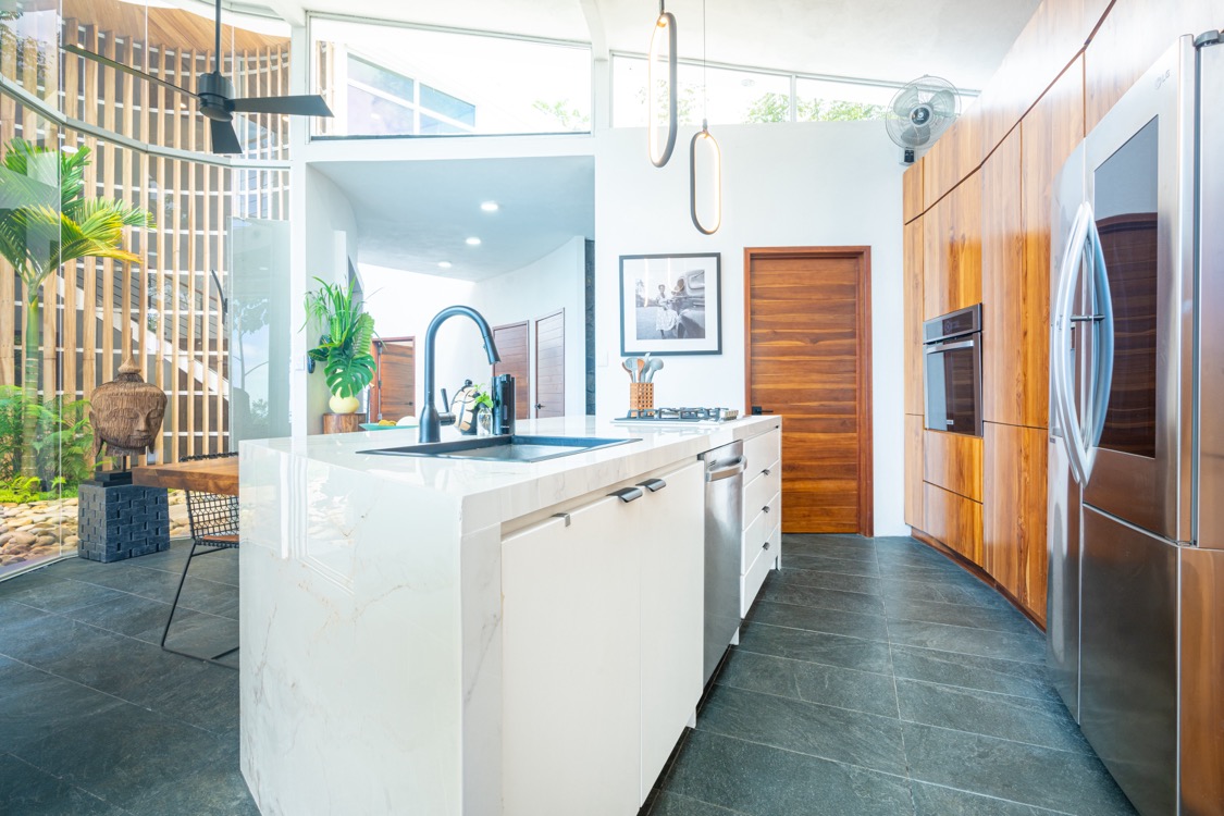 The Glass House: A Luxury Home for Sale in Ojochal, Costa Rica selected