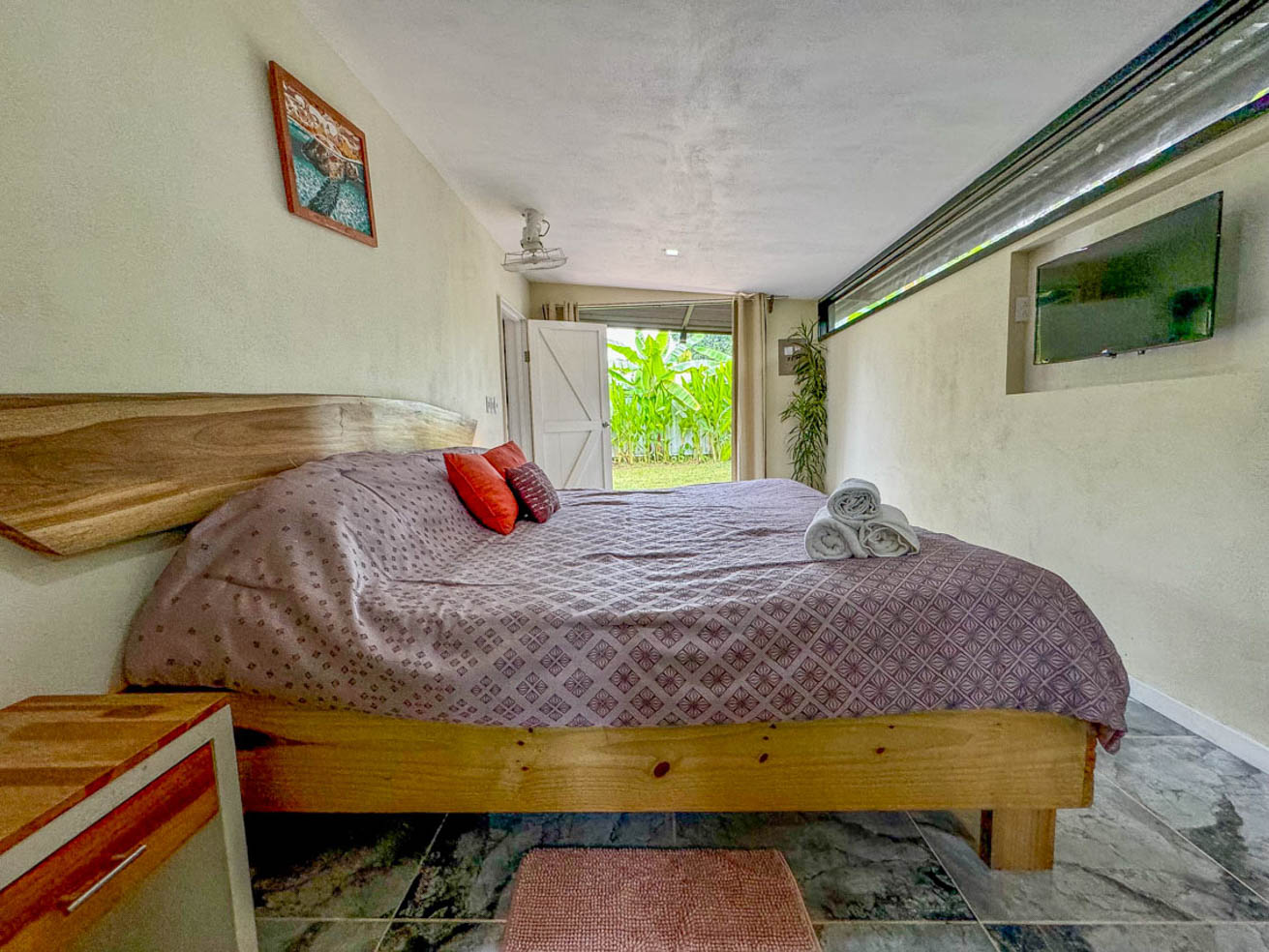 Contemporary 3-Bedroom Home Near Marino Ballena National Park selected