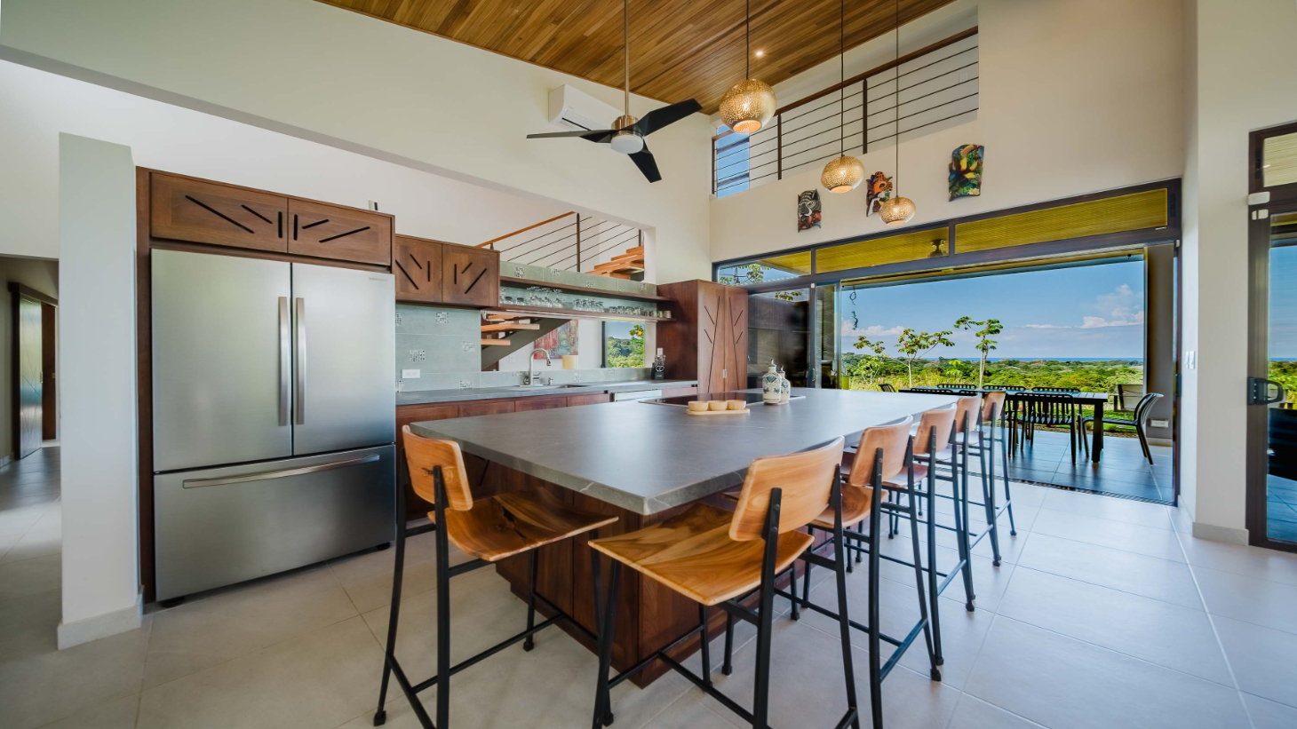 Guest House and Infinity Pool Ocean View Luxury Estate selected