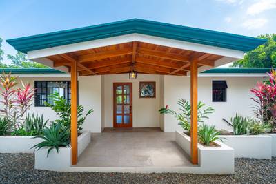 Ocean View Estate in Escaleras with Guest House, Pool & Expansion Potential image 5
