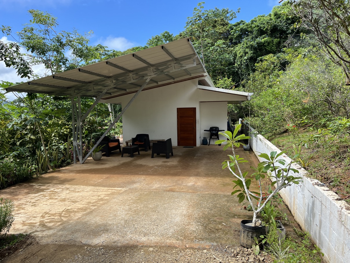 Charming Mountain Retreat in Vergel de Osa – Minutes from Ojochal, Beaches, and Waterfalls selected