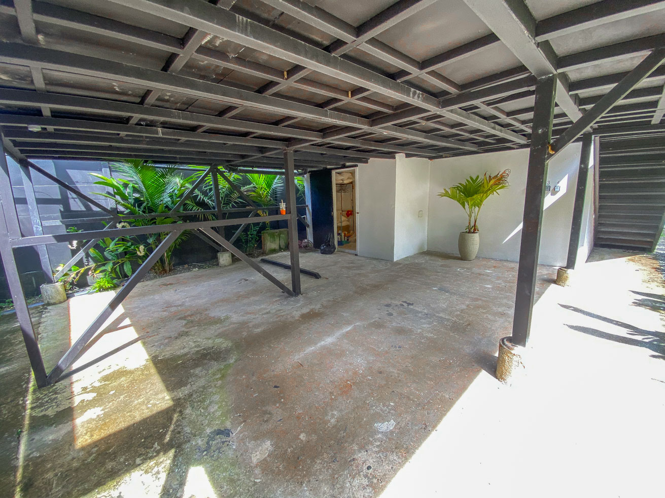 High-Demand Investment Property in Prime Uvita Location – 3-Bed Tropical Home Just 700 Meters from the Beach selected