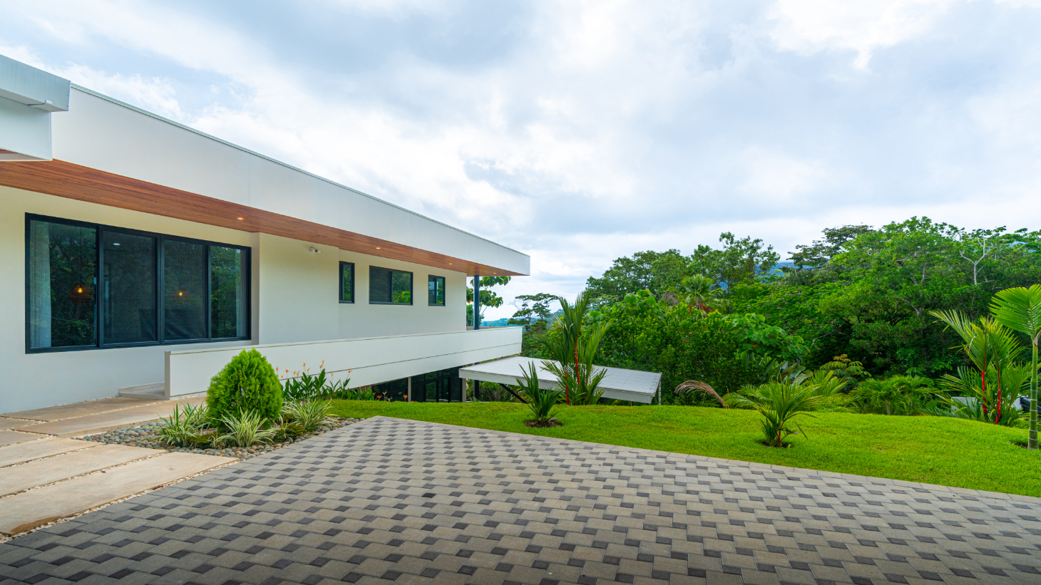 Lion's Gate Sunset Estate selected