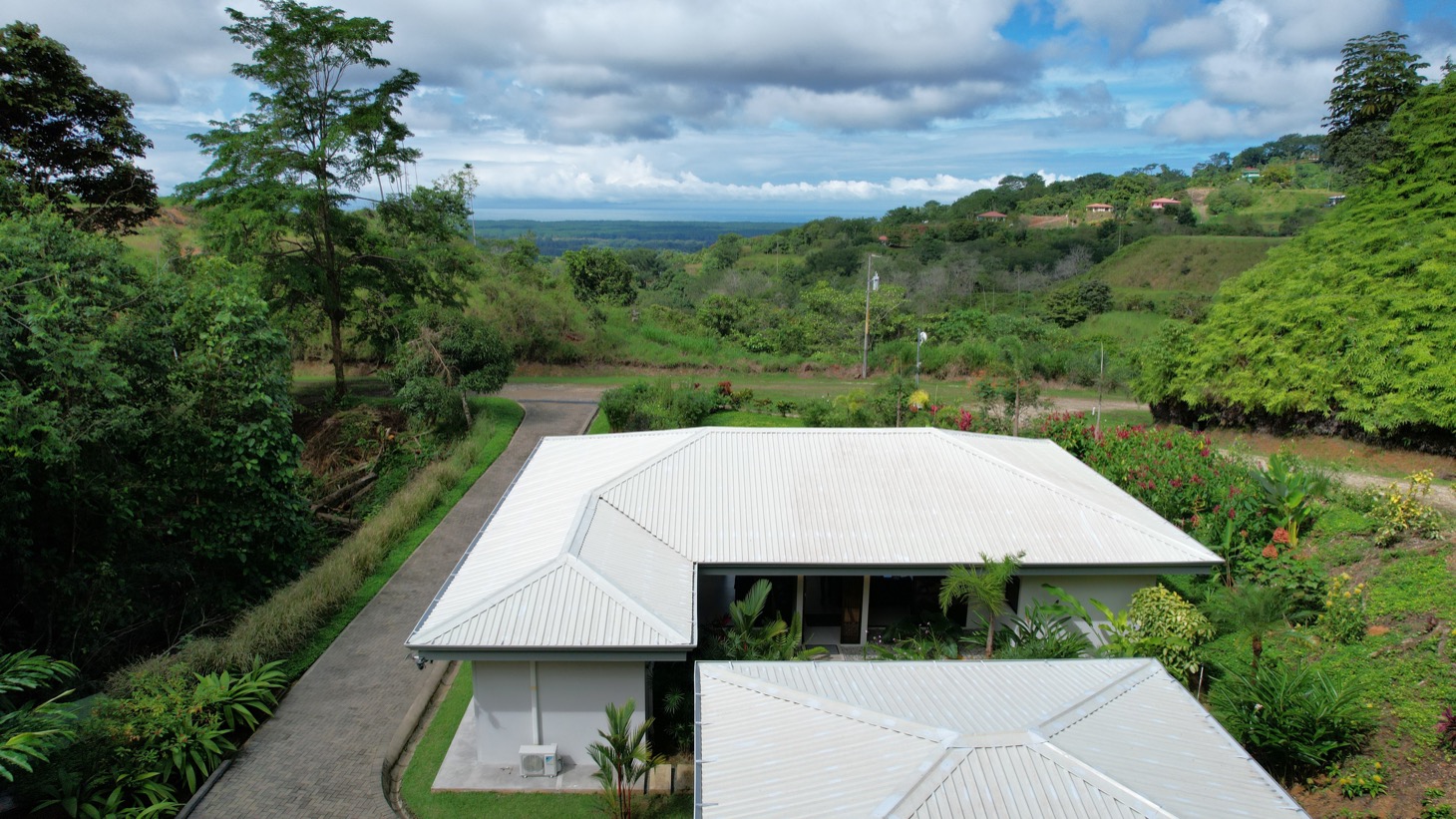 Tropical Turnkey Retreat in Gated Community selected