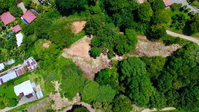 Build-Ready Lot with Mountain Views and Easy Access in Ojochal image 3