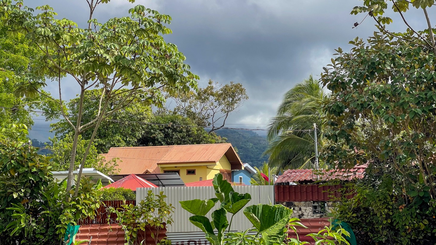 Prime Uvita Lot Near Marino Ballena – 0.30 Acres, Dual Access, Build Multiple Units selected