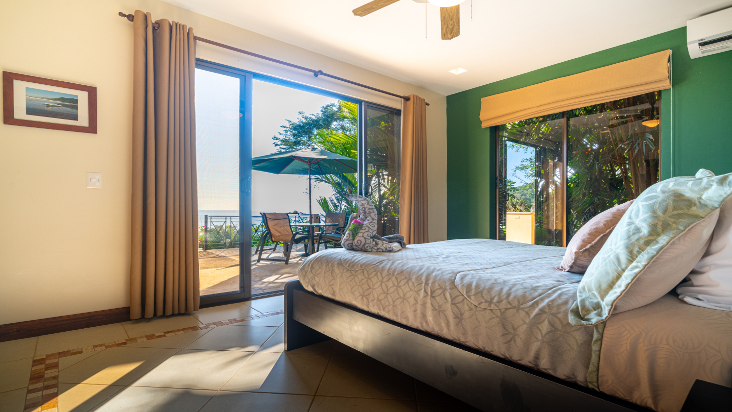 Canto Del Mar, Villa 3, Front Ridge Full Sunset Ocean and Jungle Views! selected