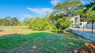 ZONED RESIDENTIAL / COMMERCIAL LOT IN COVETED LOCATION image 5