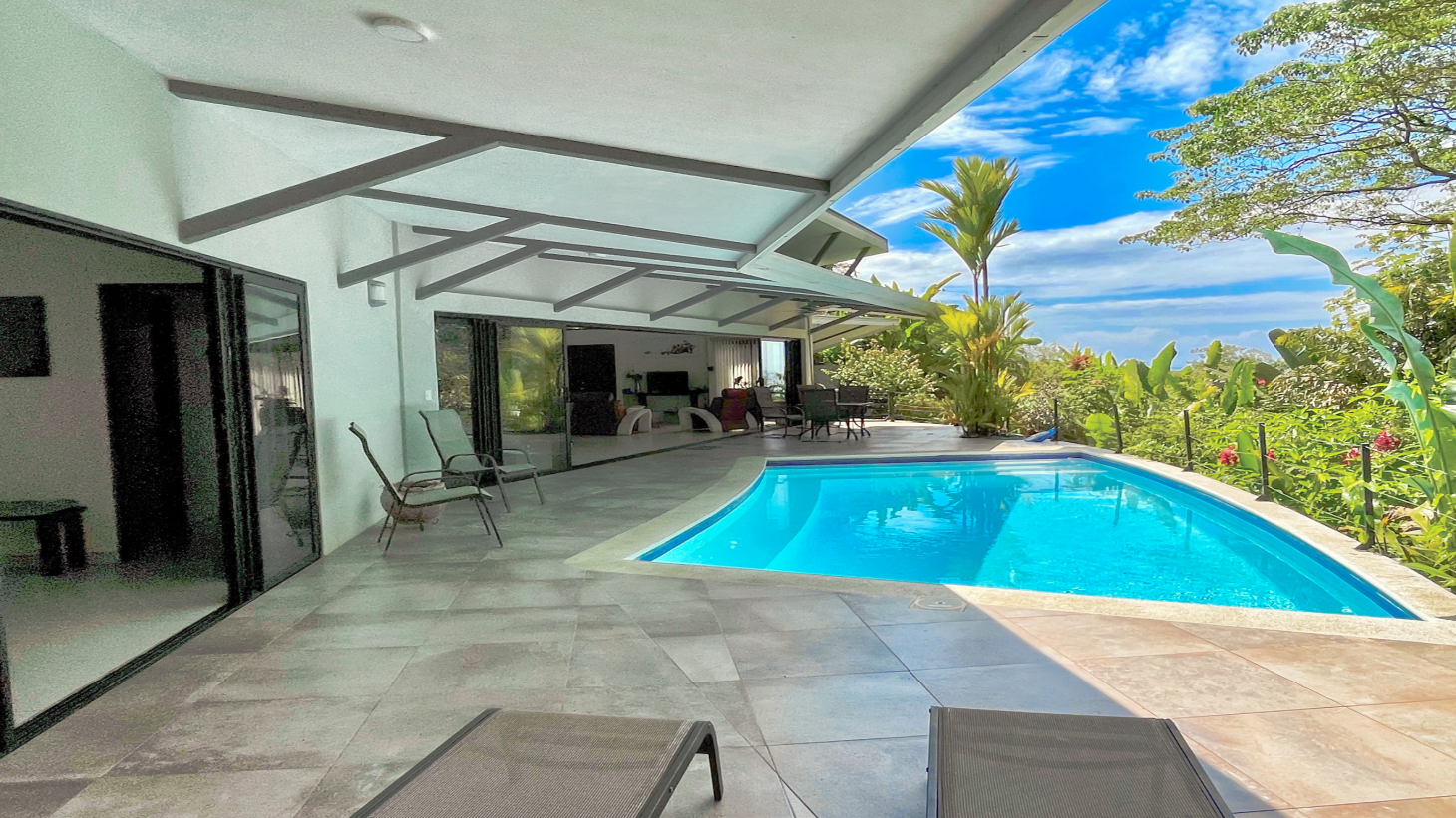 2.24 ACRES – 7 Bedrooms Ocean View Boutique Hotel With Two Pools, 5 Minutes to Uvita, Multiple Rental Options!! selected