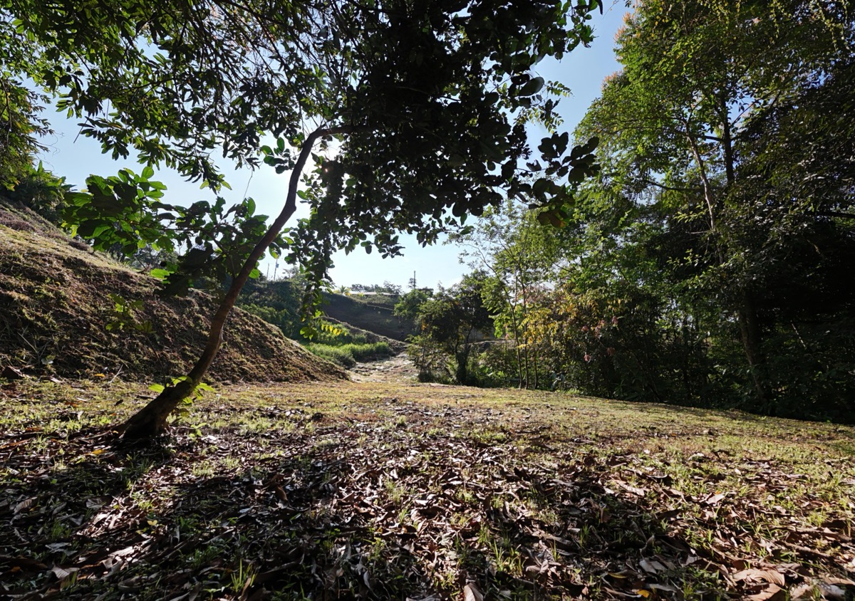 Residential Homesite with Flat Building Areas & Prime Access Near Uvita selected