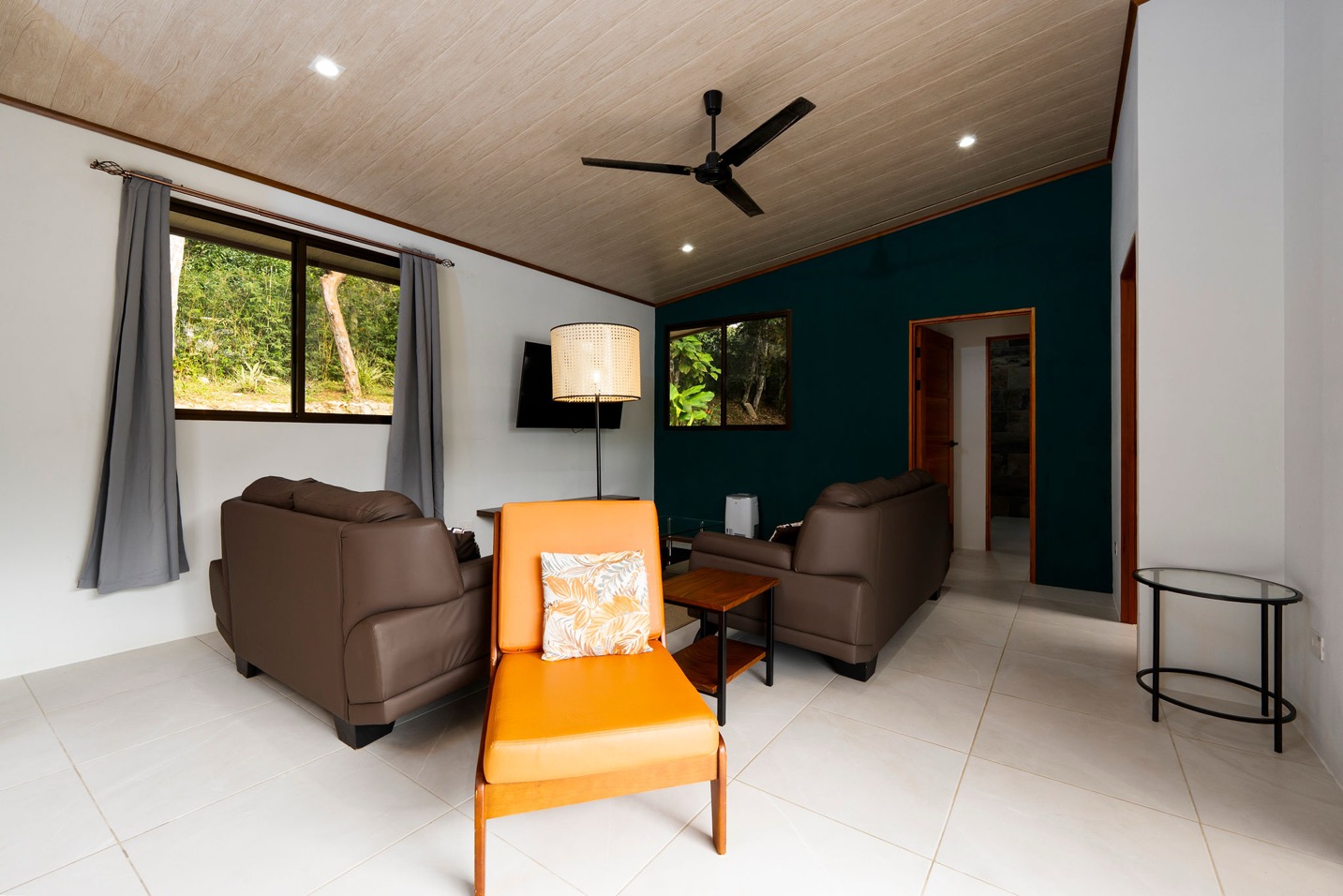 Two Modern Homes with Mountain View, Creek Access, and Multiple Building Sites in Tumbas, Tinamastes selected