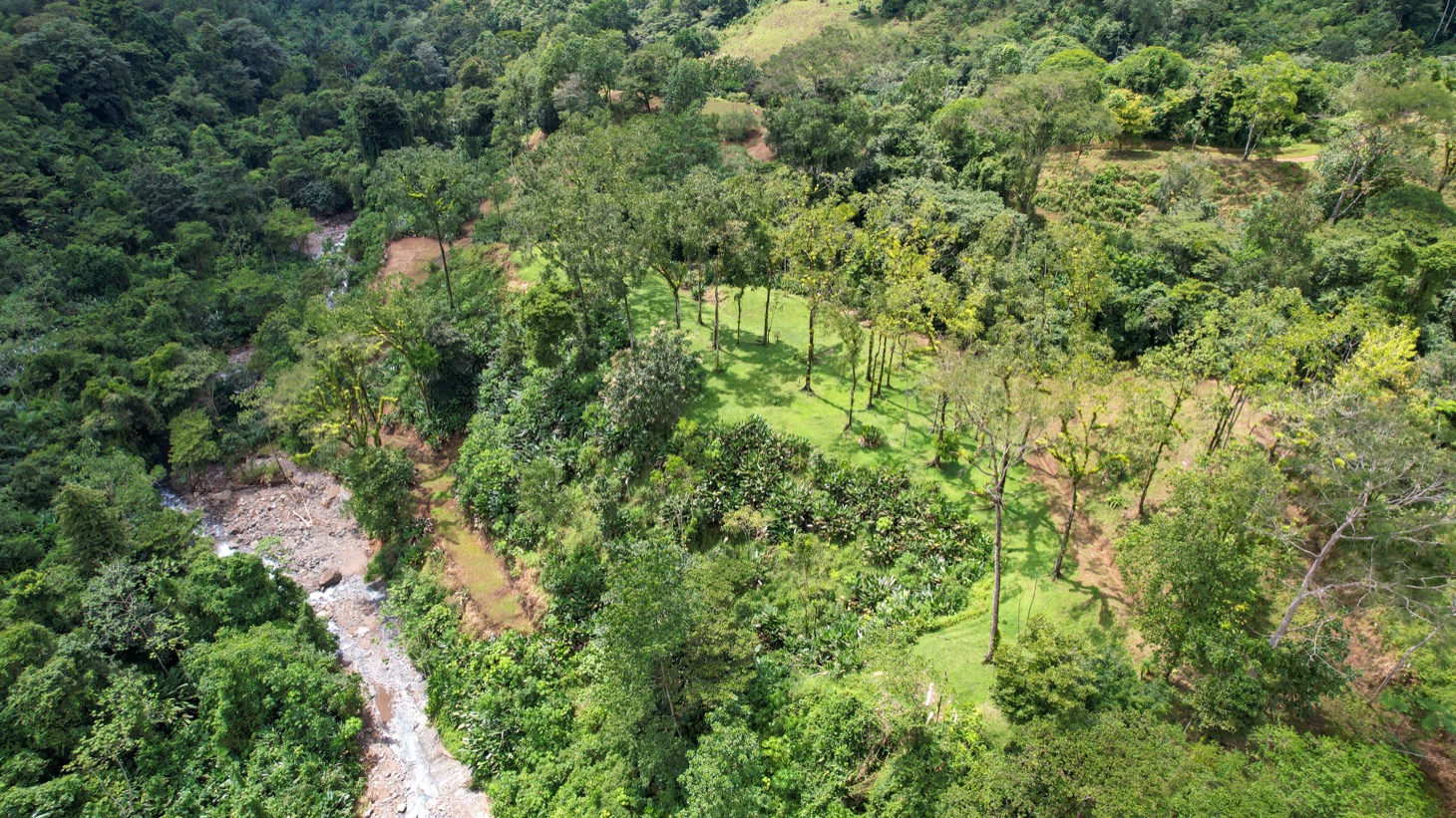 Secluded 4.5-Hectare Riverfront Oasis Near Hatillo & Dominical – Dos Bocas, Costa Rica selected