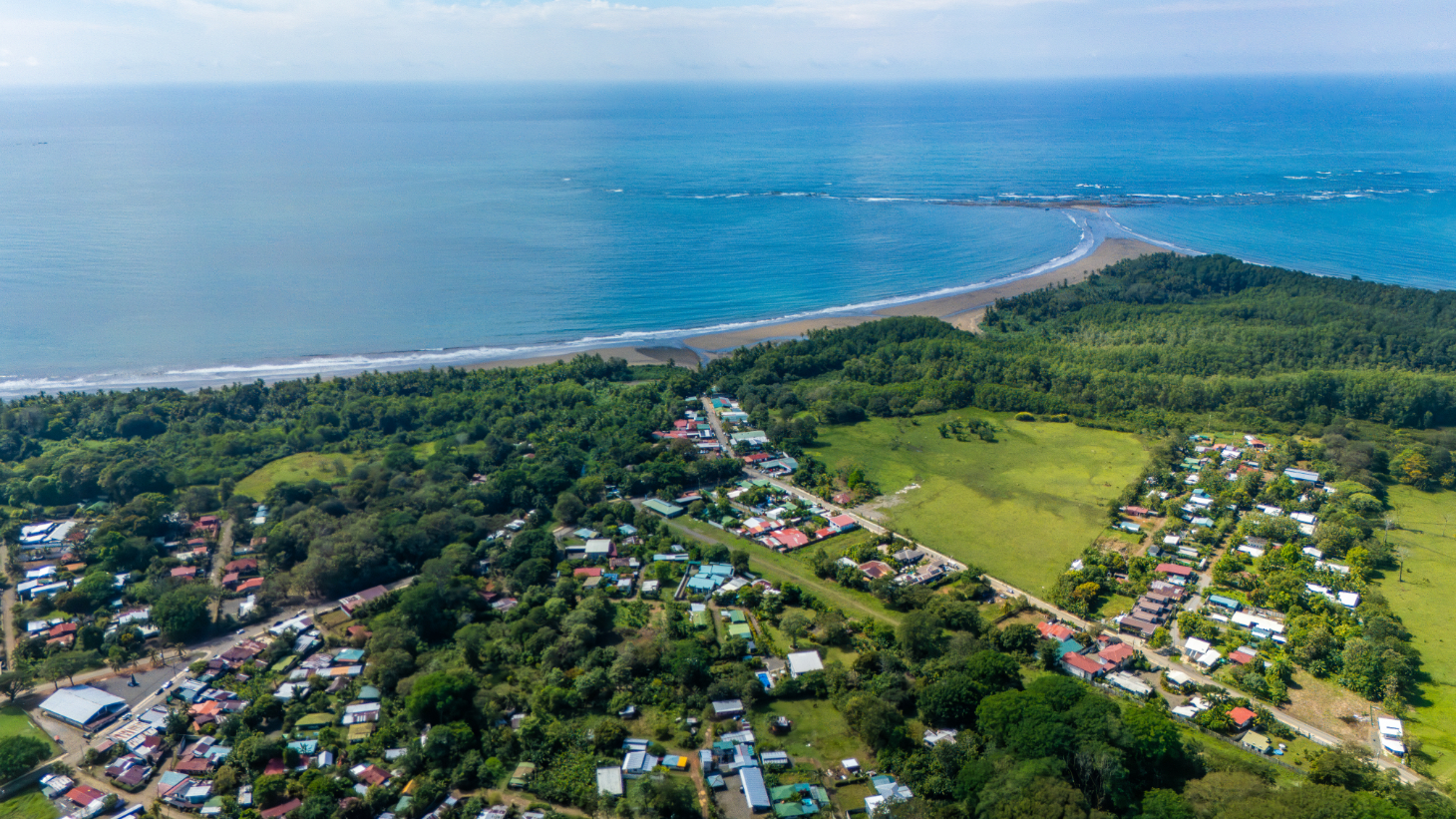 Apartments within Walking Distance to the Beach In Uvita – 0.21 Acres selected