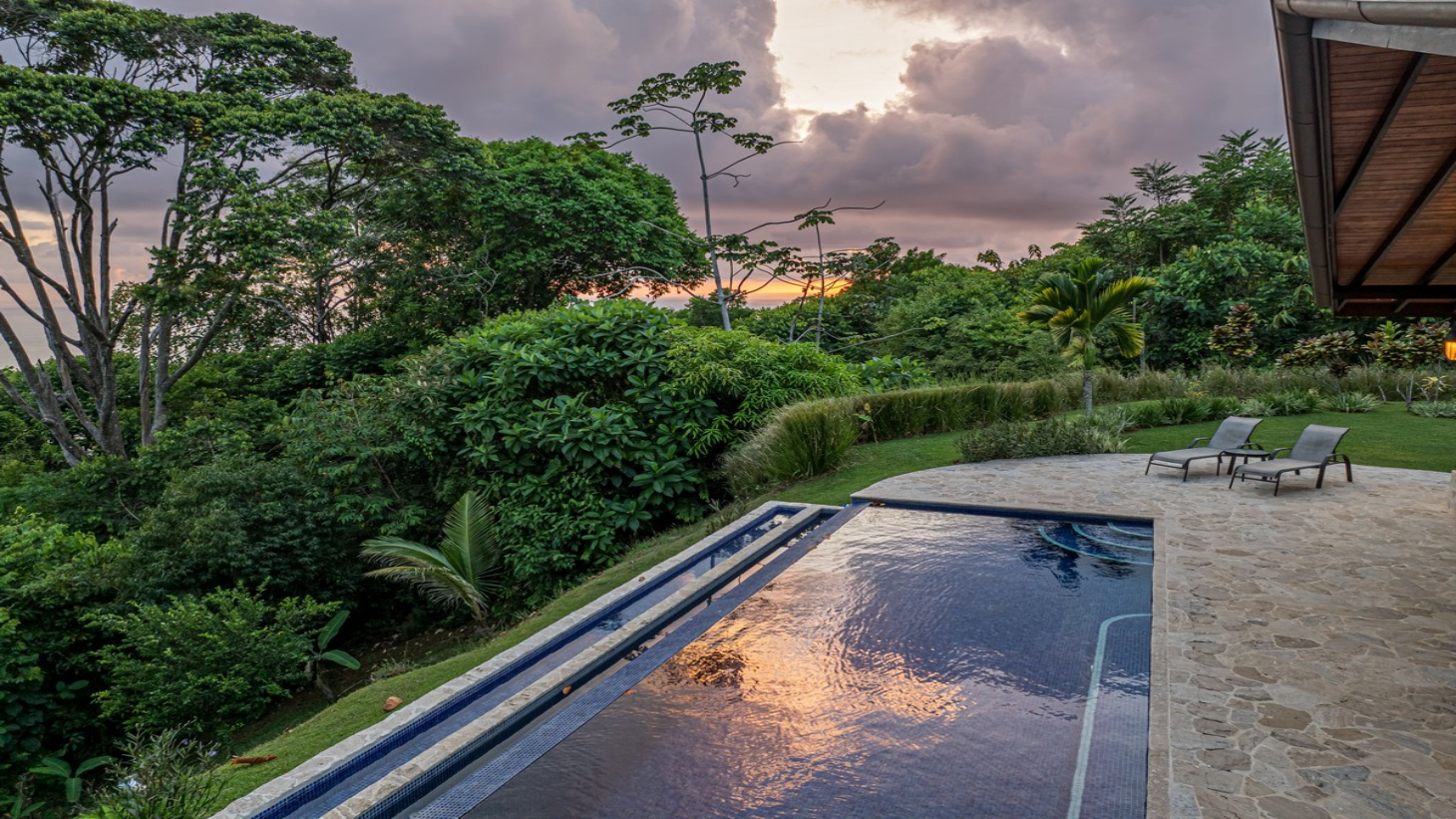 2 ACRES – 2 Bedroom Whales Tale Ocean View Home In Costa Verde Estates Gated Community selected