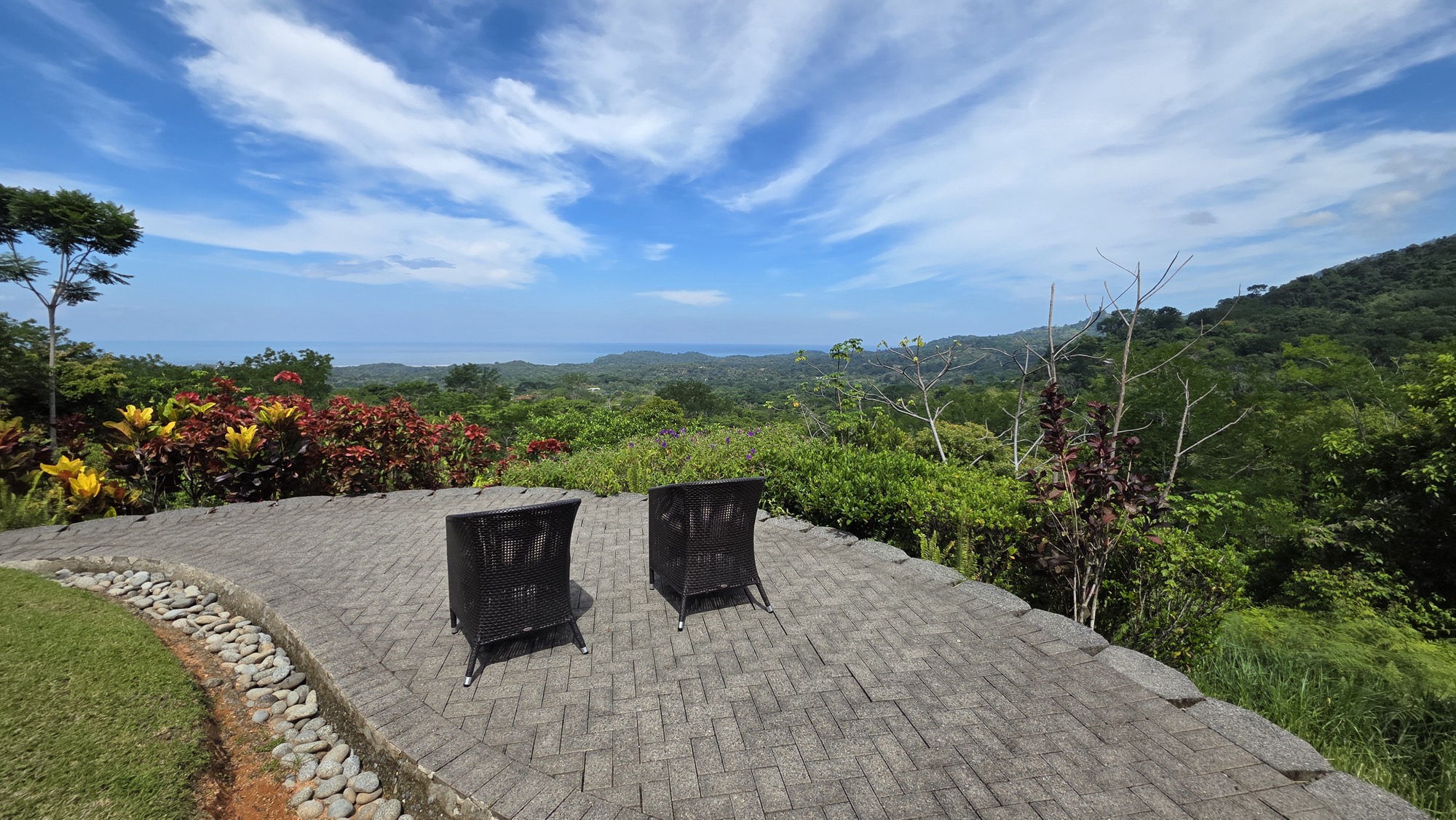 Ojochateau - Rare Ocean & Mountain View 4BR Home in Costa Rica selected