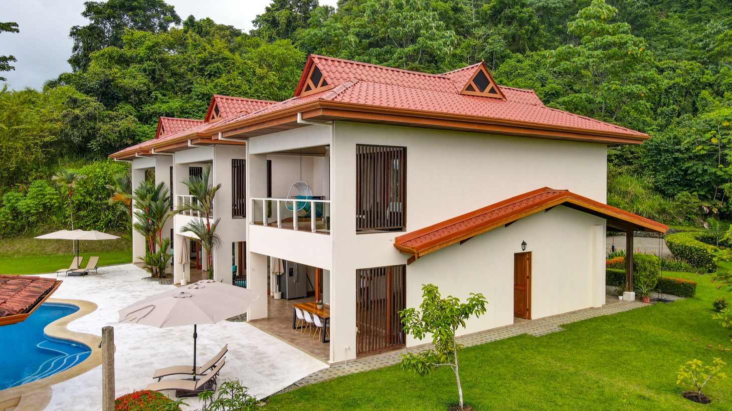 Luxury Ocean View Estate in Ojochal, Costa Rica — 6-Suite Home with Infinity Pool, Ideal for Wellness Retreats or Boutique B&B selected