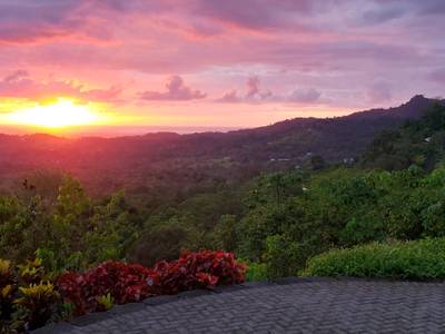 Ojochateau - Rare Ocean & Mountain View 4BR Home in Costa Rica image 5