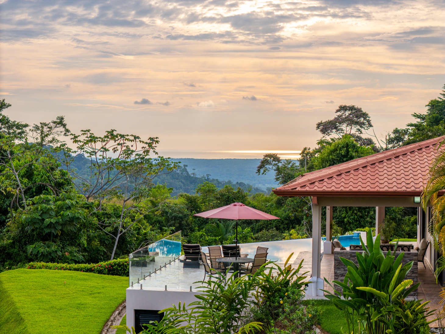 Oceanview Oasis House: Private Waterfall, Infinity Pool & Jungle Trails in Gated Costa Rica Community selected