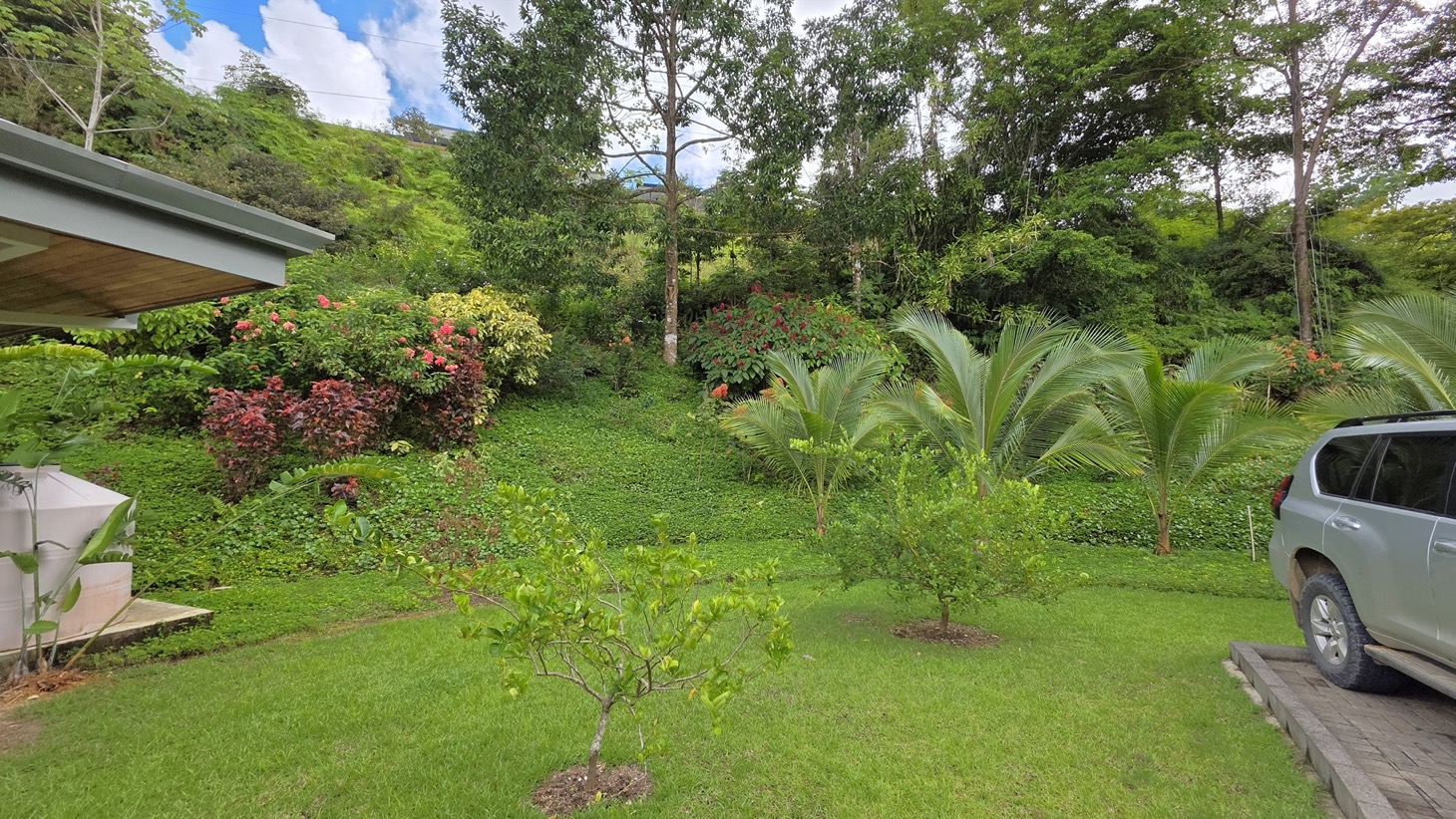 Tropical Turnkey Retreat in Gated Community selected