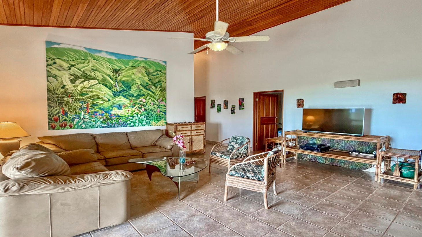 3.64 ACRES – 3 Bedroom Home With Expansive Ocean Views, Multiple Areas to Build, Public Road With Commercial Potential, 10min to the Beach!! selected