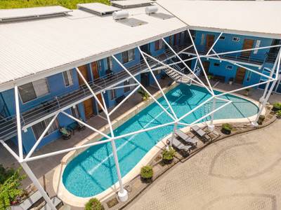 Resort-Hotel for Sale in Uvita – 12 Apartments, Private Home & Pool image 4