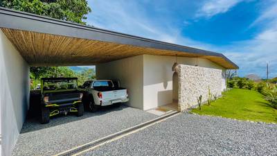 New Modern Ojochal Home with Pool, Office & Mountain Views 24/7 Security image 4