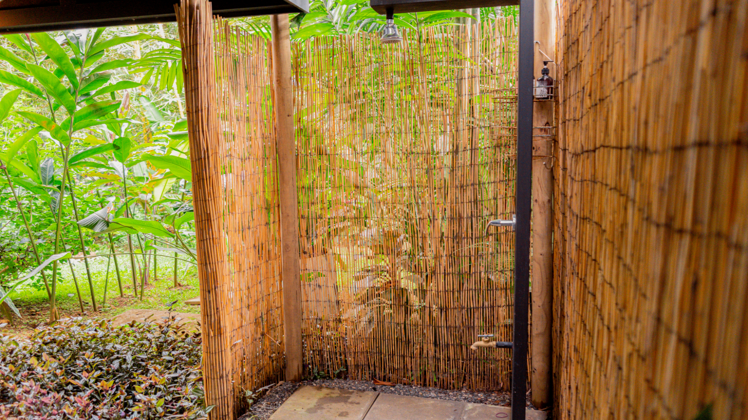 Tropical 4-Bedroom Home for Sale in Uvita | Pool & Airbnb Income selected