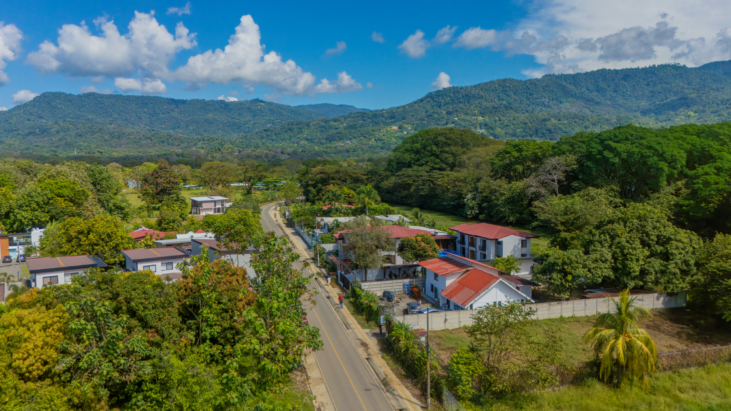 Apartments within Walking Distance to the Beach In Uvita – 0.21 Acres selected