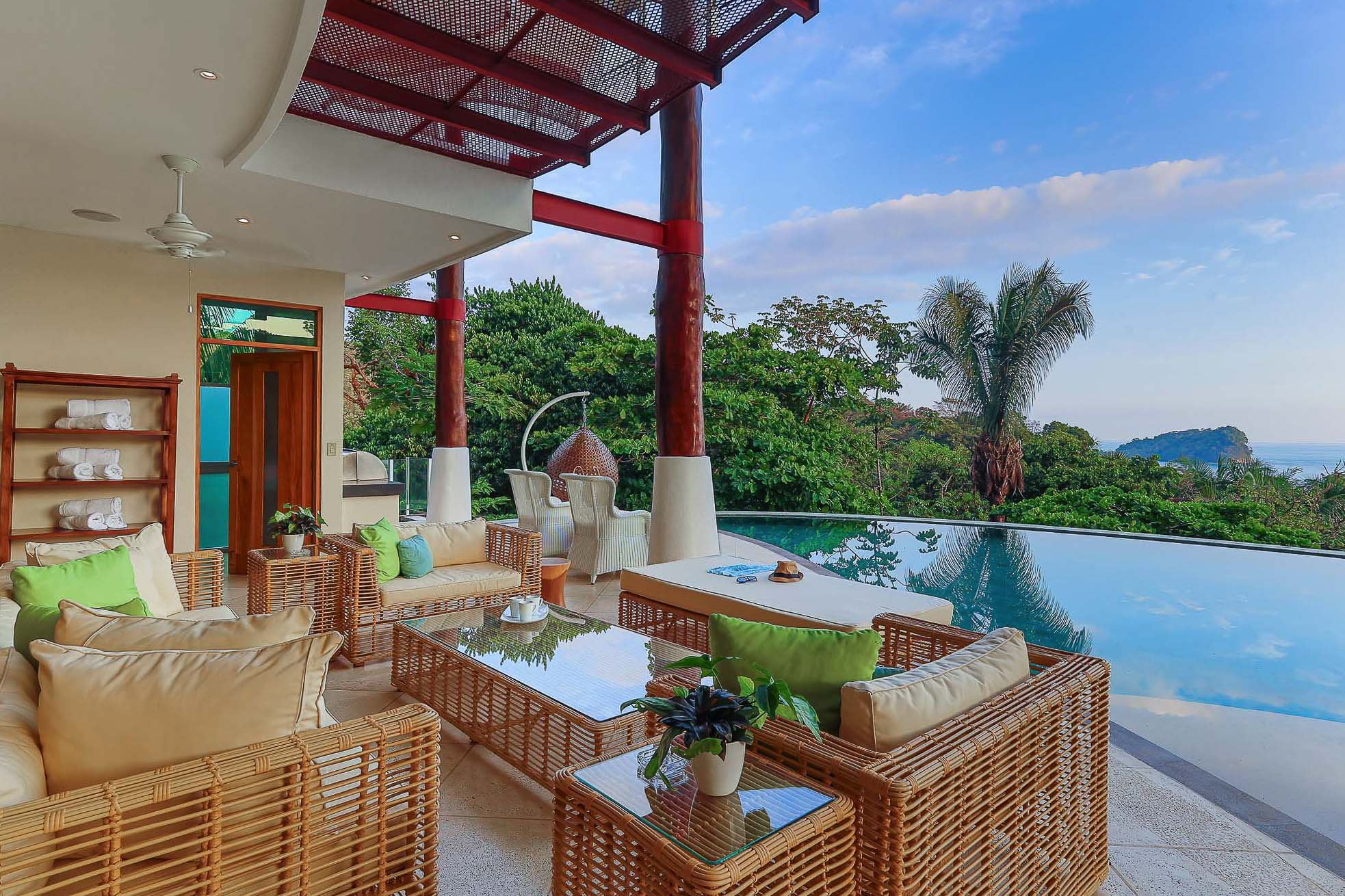 Luxury Mountain & Ocean View Villa in Manuel Antonio selected