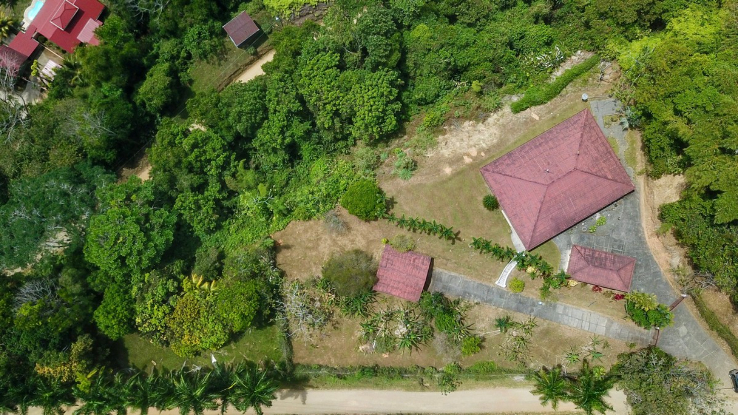 3.64 ACRES – 3 Bedroom Home With Expansive Ocean Views, Multiple Areas to Build, Public Road With Commercial Potential, 10min to the Beach!! selected