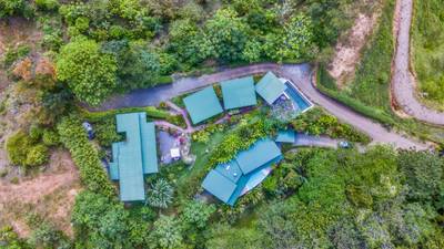 2.24 ACRES – 7 Bedrooms Ocean View Boutique Hotel With Two Pools, 5 Minutes to Uvita, Multiple Rental Options!! image 3