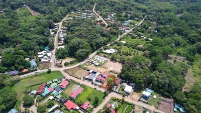 Prime Location in the Heart of Uvita | Flat, Usable Land with Endless Potential image 4